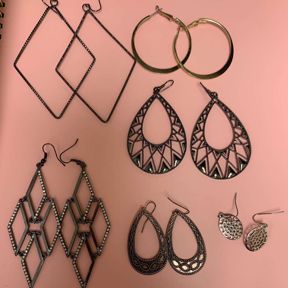 Earrings (6 sets)